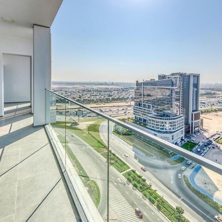 Sol Living - Sol Avenue Apartment Dubai Bagian luar foto