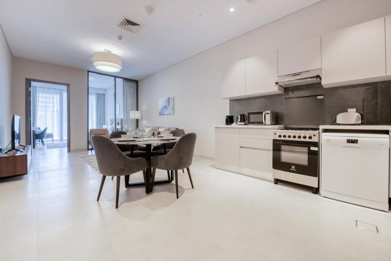 Sol Living - Sol Avenue Apartment Dubai Bagian luar foto