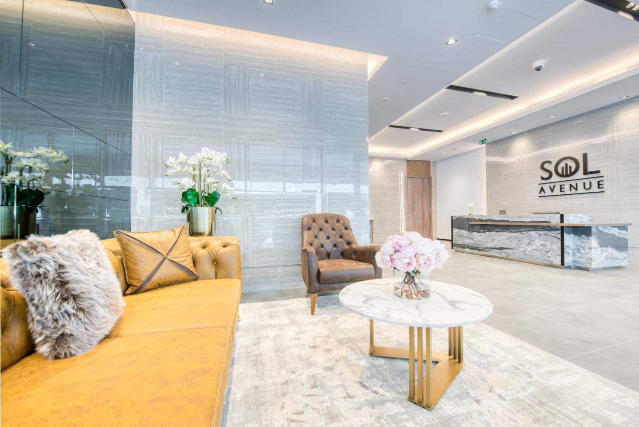 Sol Living - Sol Avenue Apartment Dubai Bagian luar foto