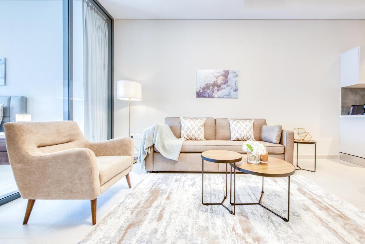 Sol Living - Sol Avenue Apartment Dubai Bagian luar foto