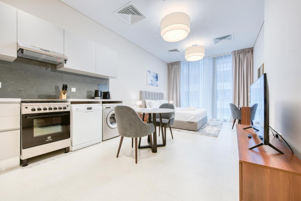 Sol Living - Sol Avenue Apartment Dubai Bagian luar foto
