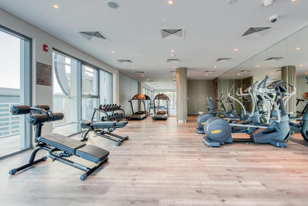 Sol Living - Sol Avenue Apartment Dubai Bagian luar foto