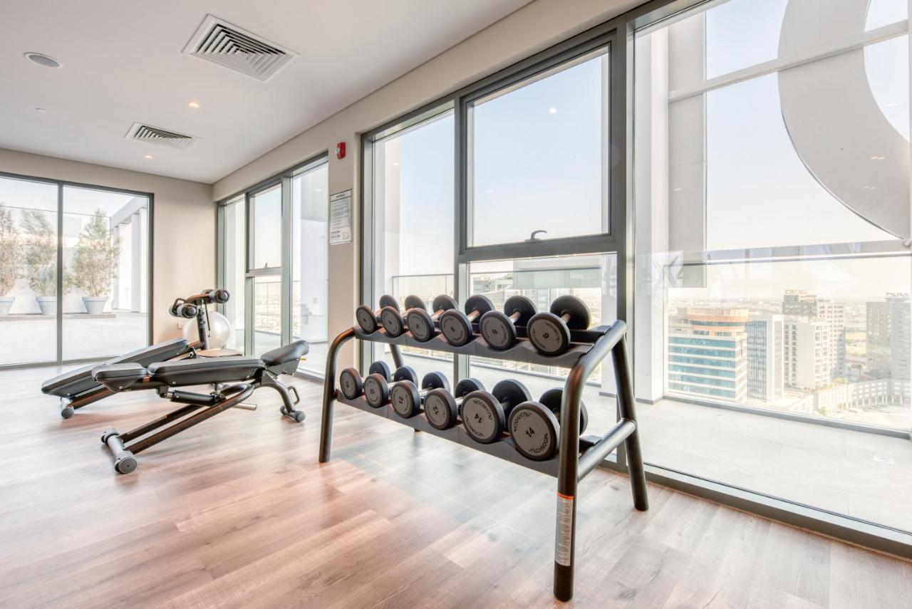 Sol Living - Sol Avenue Apartment Dubai Bagian luar foto