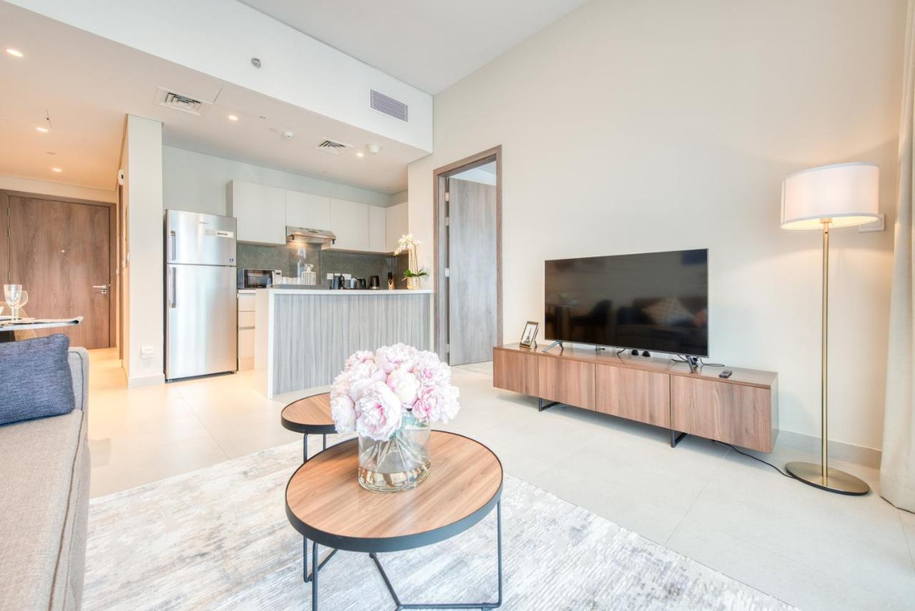 Sol Living - Sol Avenue Apartment Dubai Bagian luar foto