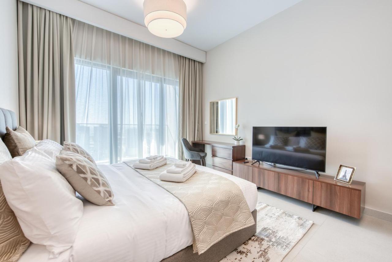 Sol Living - Sol Avenue Apartment Dubai Bagian luar foto