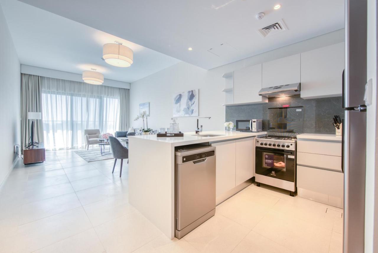 Sol Living - Sol Avenue Apartment Dubai Bagian luar foto