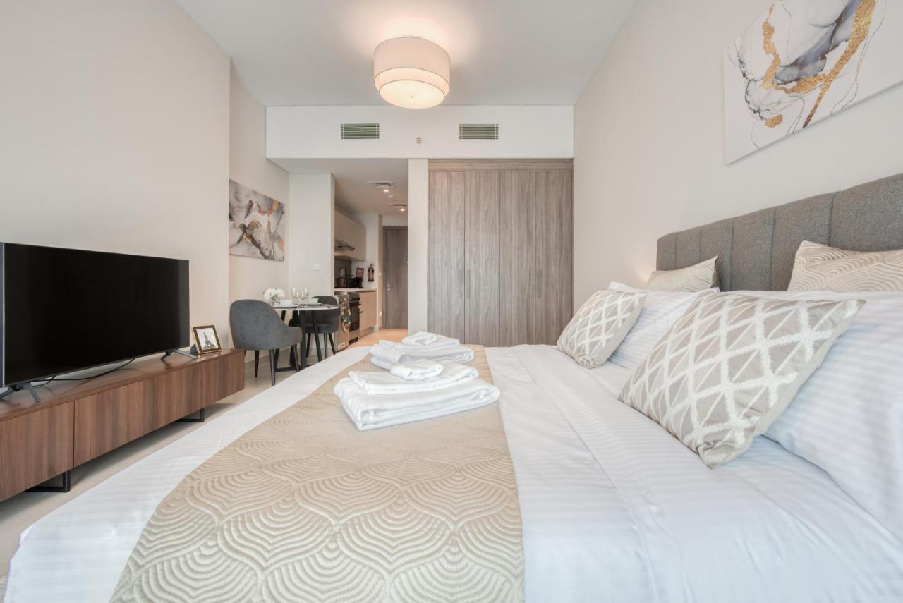 Sol Living - Sol Avenue Apartment Dubai Bagian luar foto