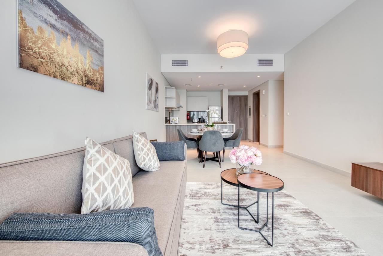 Sol Living - Sol Avenue Apartment Dubai Bagian luar foto