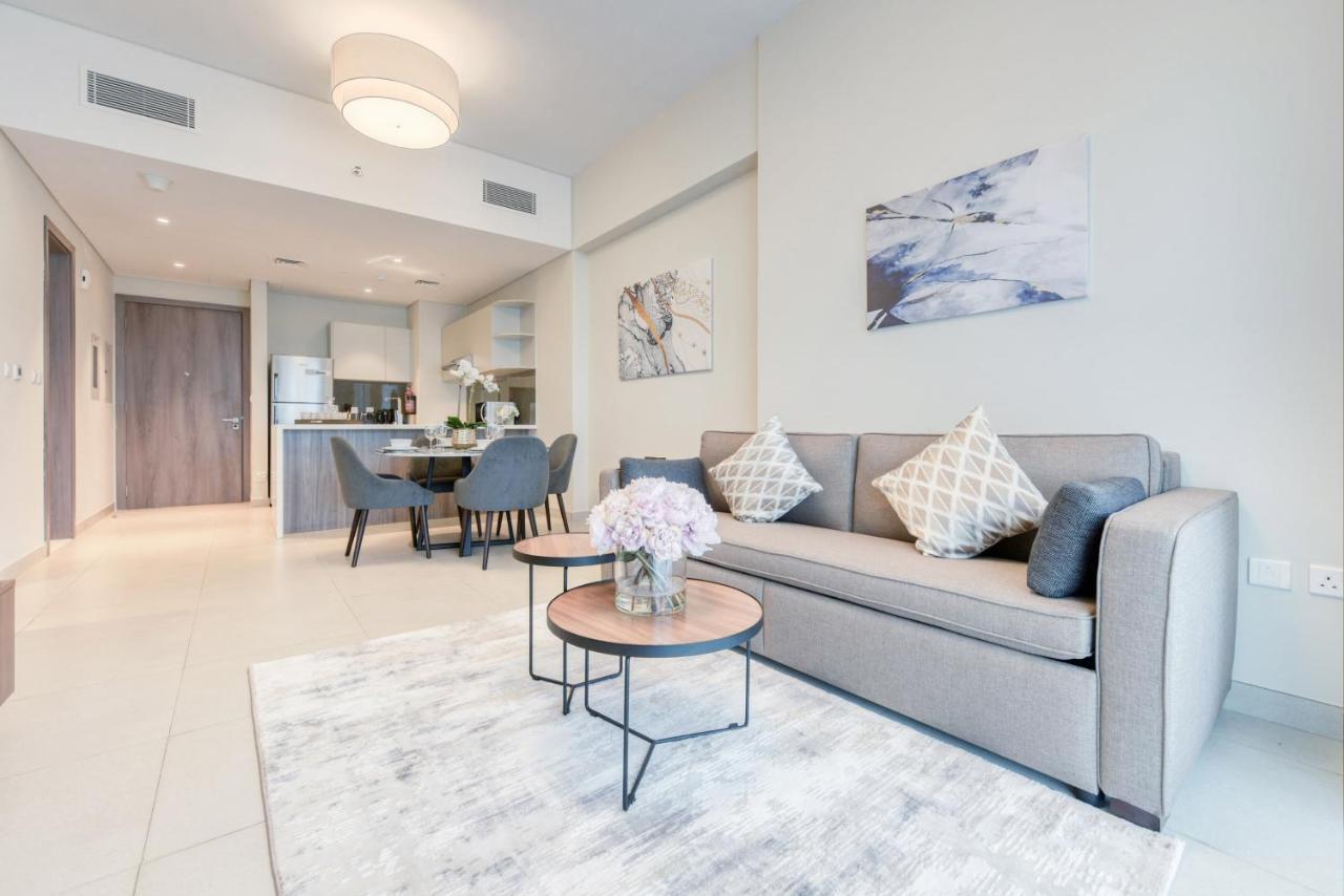 Sol Living - Sol Avenue Apartment Dubai Bagian luar foto